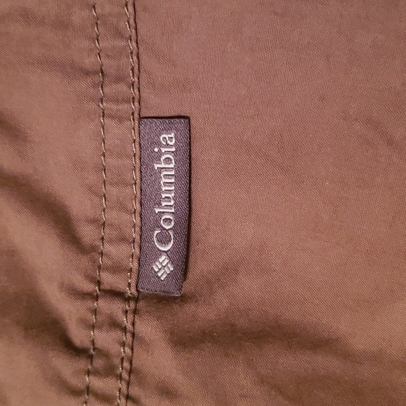 Columbia Women's Brown Shorts - Picture 10 of 14